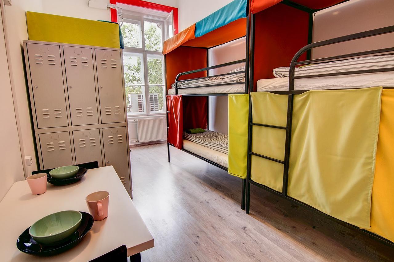Pal'S Mini Hostel Будапеща Екстериор снимка