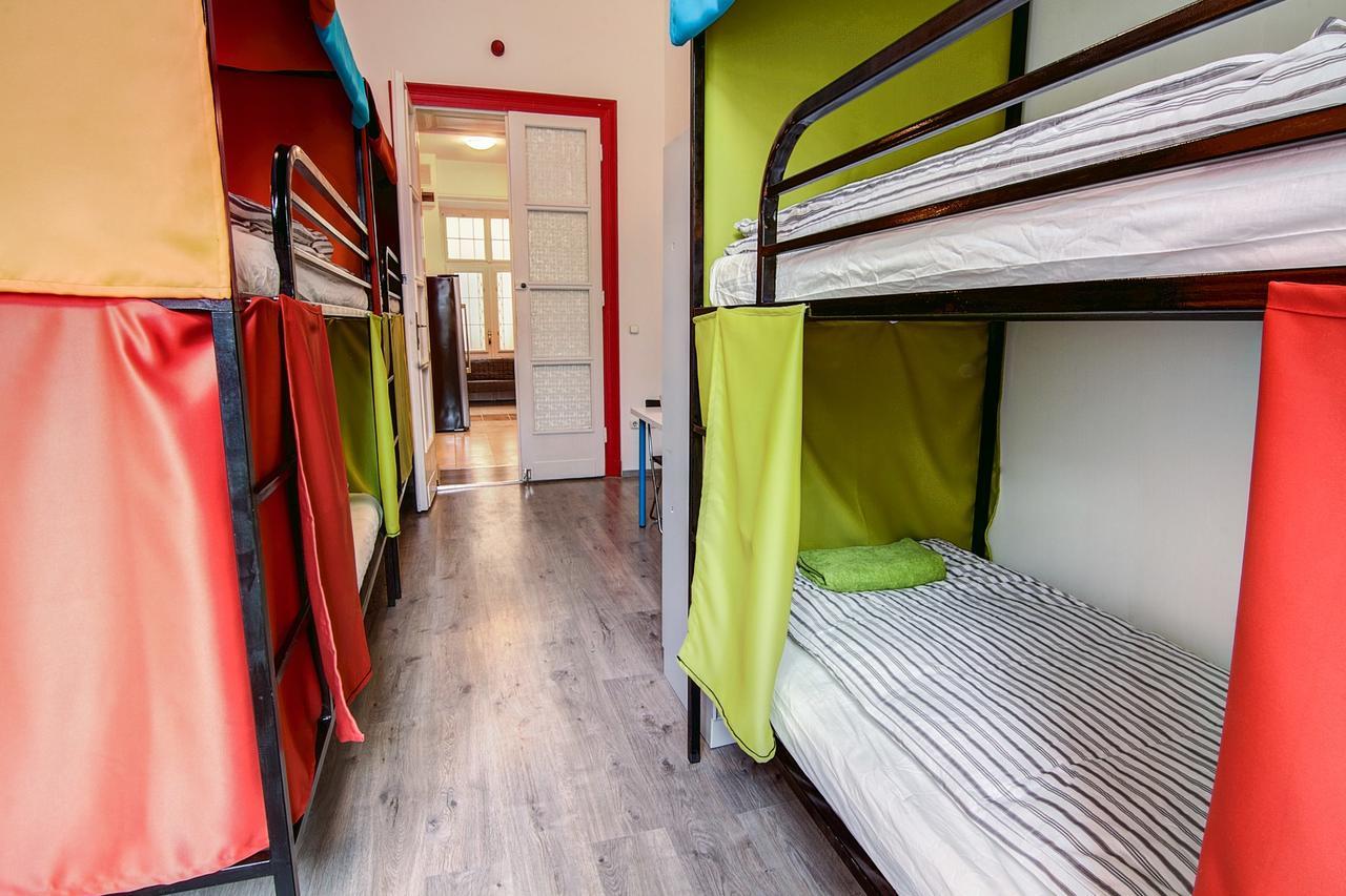 Pal'S Mini Hostel Будапеща Екстериор снимка