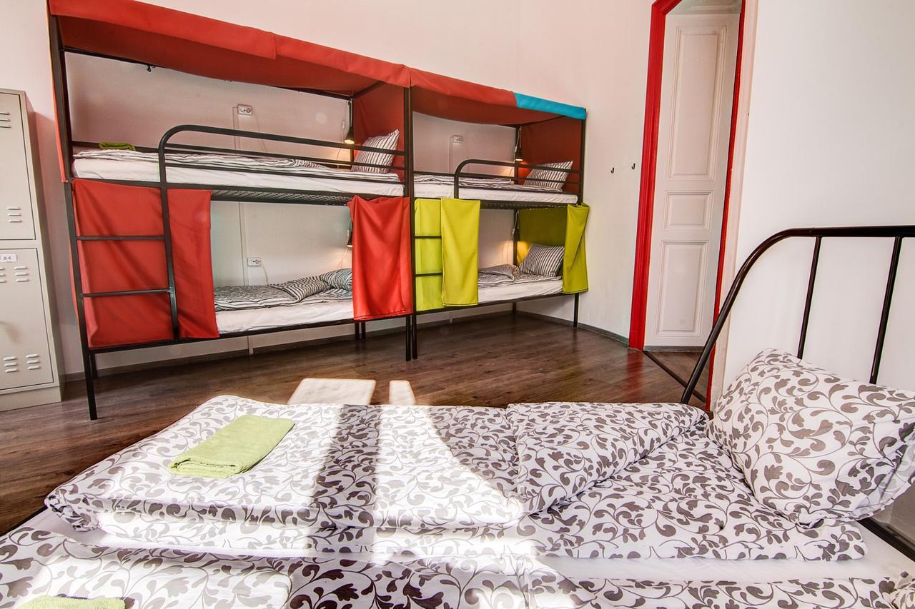 Pal'S Mini Hostel Будапеща Екстериор снимка