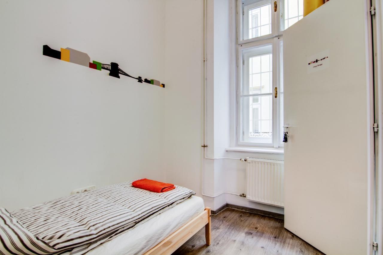 Pal'S Mini Hostel Будапеща Екстериор снимка